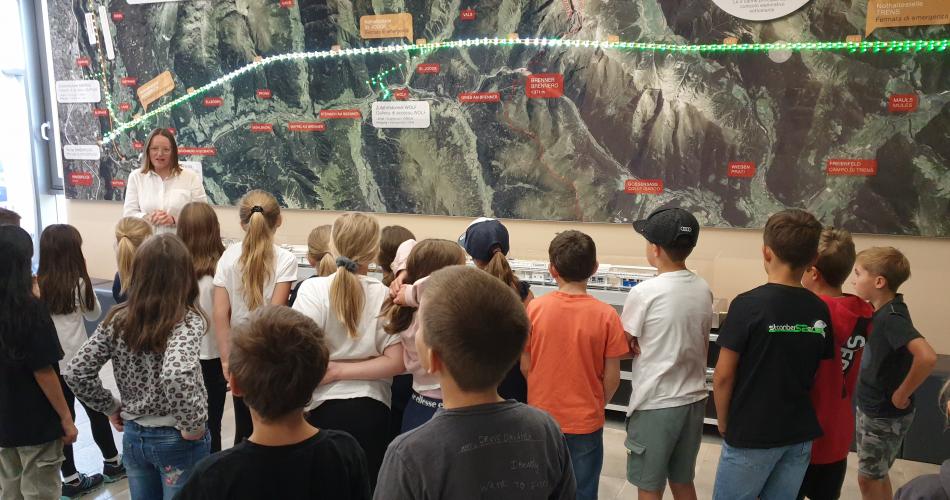 Tunnel 2